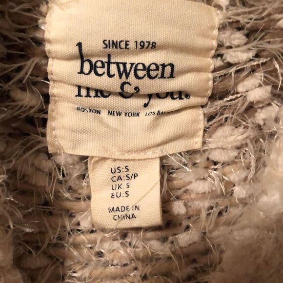 Between me & you S Oversized Chenille Knit Eyelash Long One Button Sweater - Picture 11 of 12